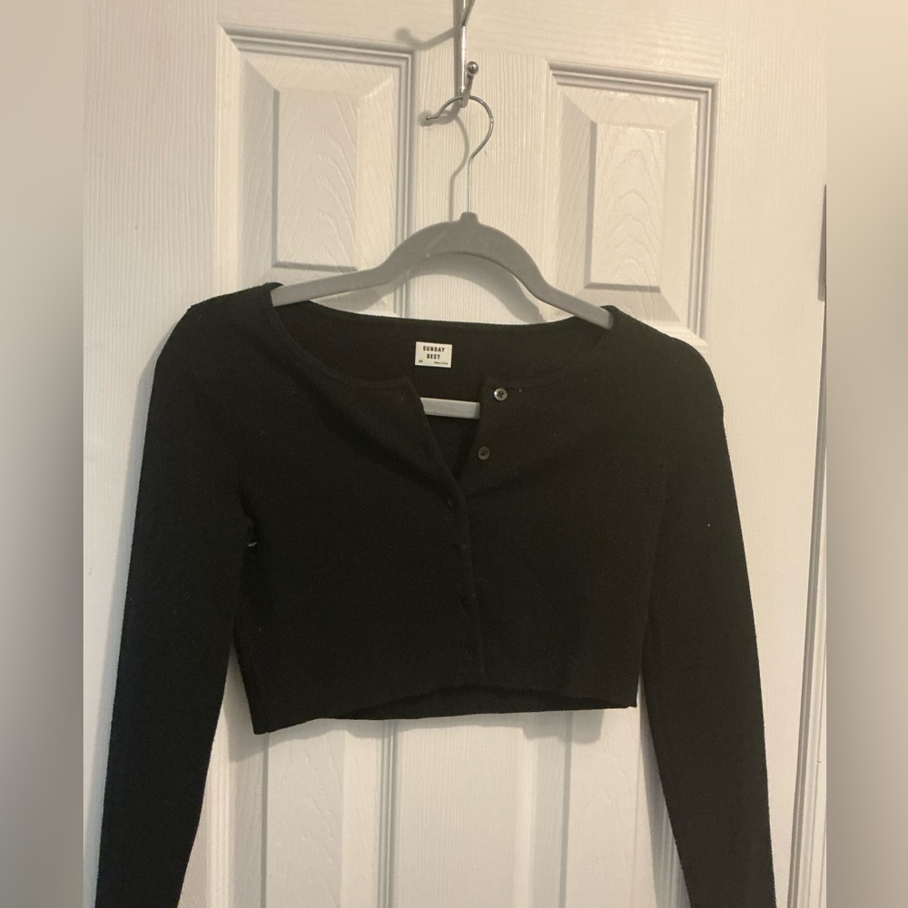 Black Long Sleeve Crop Top/ cardigan - Picture 6 of 6